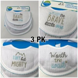 🎁 NWT Neat Solutions 3 Pack Velcro Cute Saying Baby Bibs!